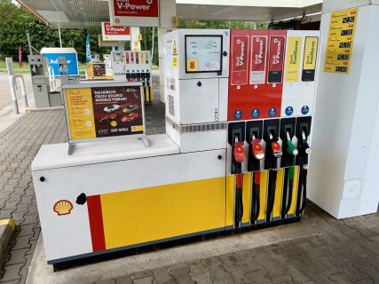 Na Shell mají jen aditivovaný benzin a naftu. A prémiové k tomu